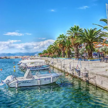 Blue Sea Paradise